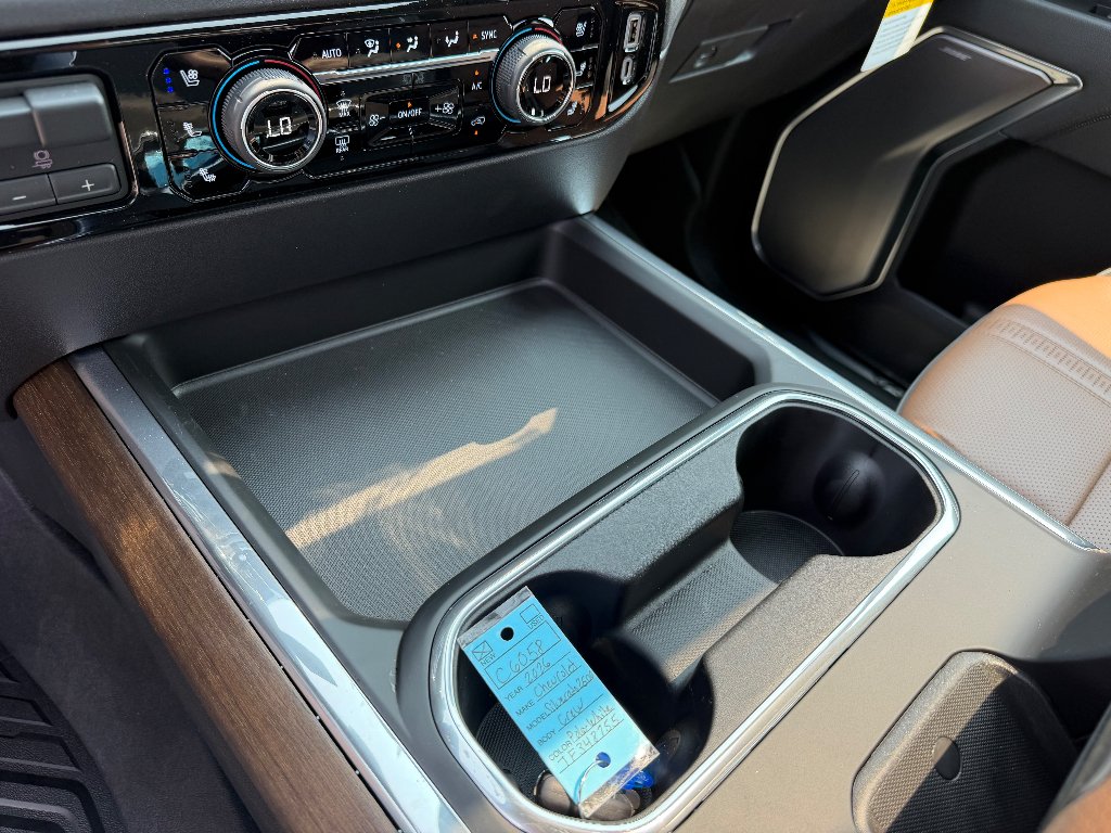 2026 Chevrolet Silverado 2500 HD High Country - Photo 34