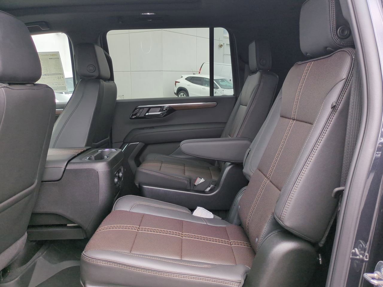 2025 Chevrolet Suburban High Country - Photo 26