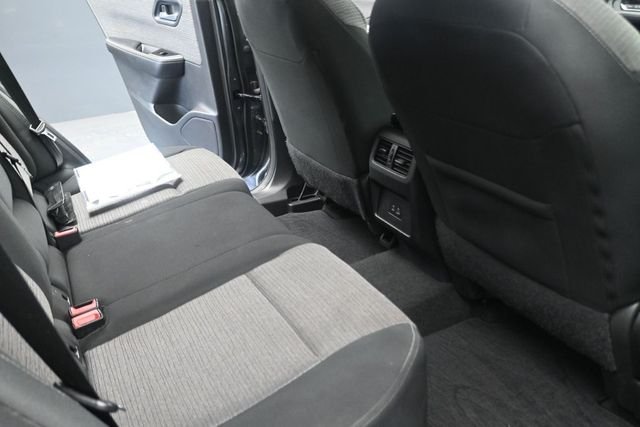 2023 Nissan Rogue SV - Photo 21