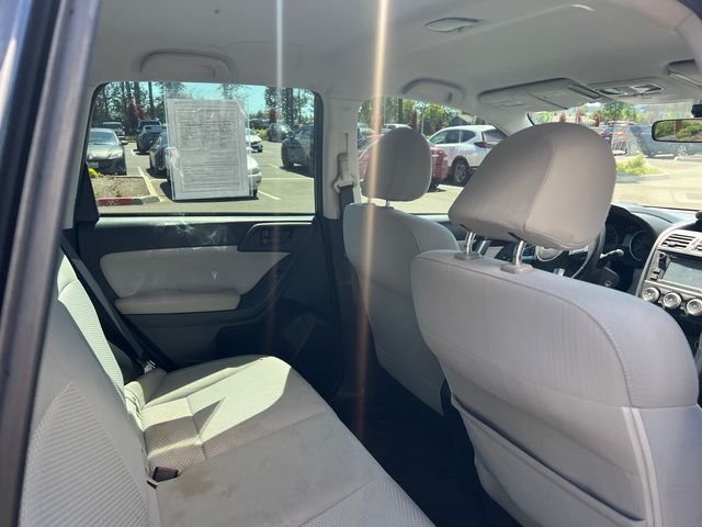 Used 2018 Dark Gray Metallic Subaru 2.5i image 16