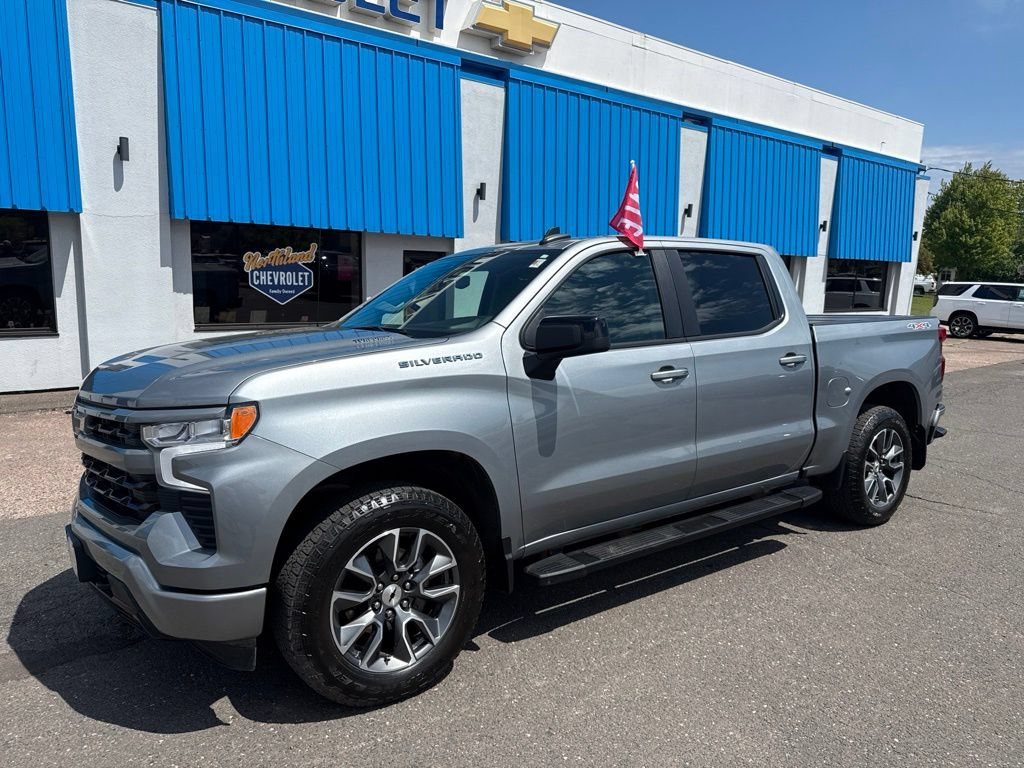 Used 2025 Sterling Gray Metallic Chevrolet RST image 1
