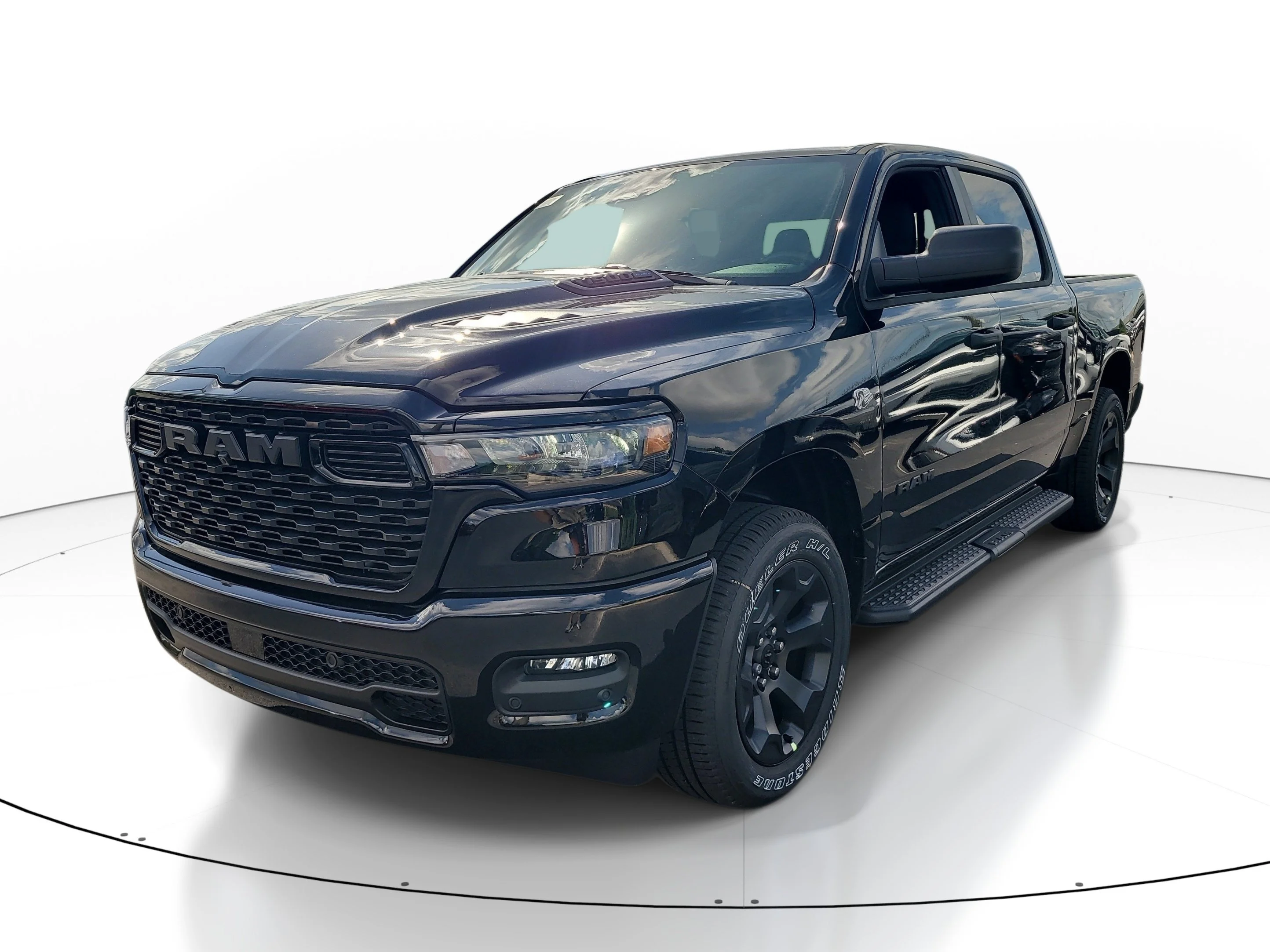 New 2026 Diamond Black Crystal Pearlcoat Ram Express image 4