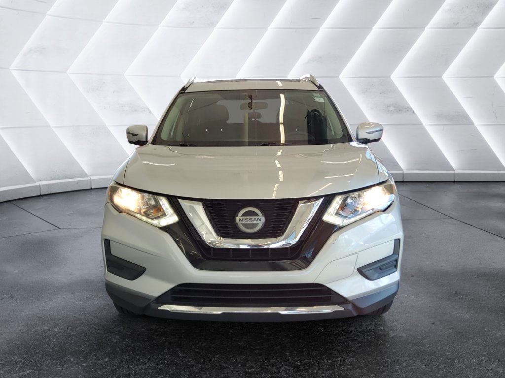 Used 2018 Silver Nissan Hybrid SV image 2
