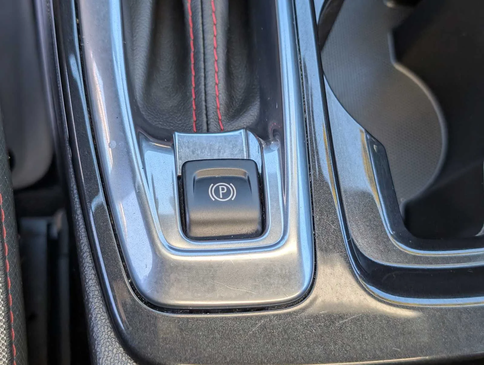Used 2022 SUMMIT WHITE Chevrolet RS image 26