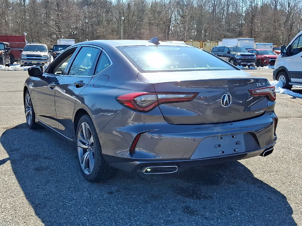 Used 2023 Gray Acura Advance Package image 9
