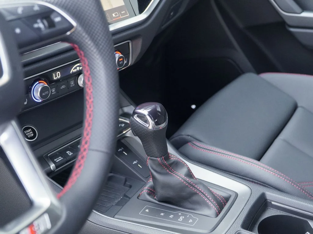 Used 2025 Gray Audi Premium Plus image 27