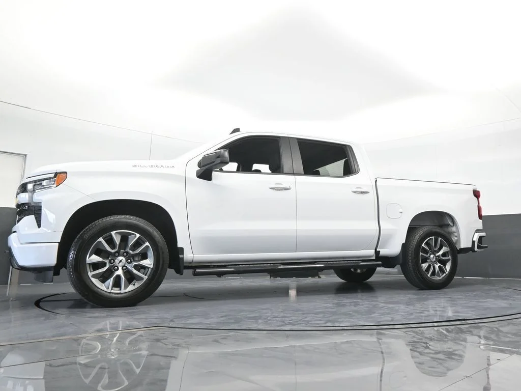 Used 2023 Summit White Chevrolet RST image 56