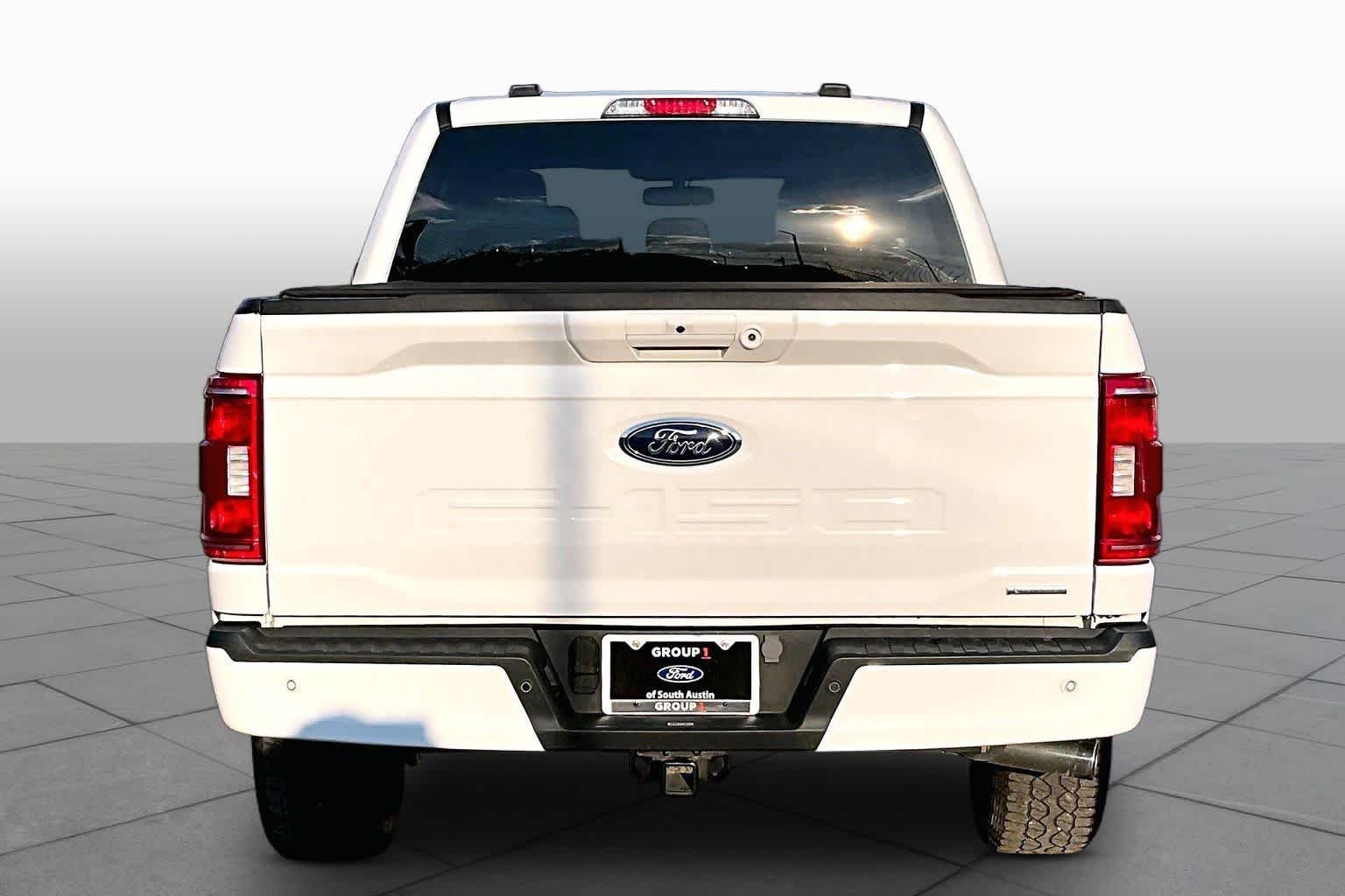 Used 2023 Oxford White Ford XLT image 5