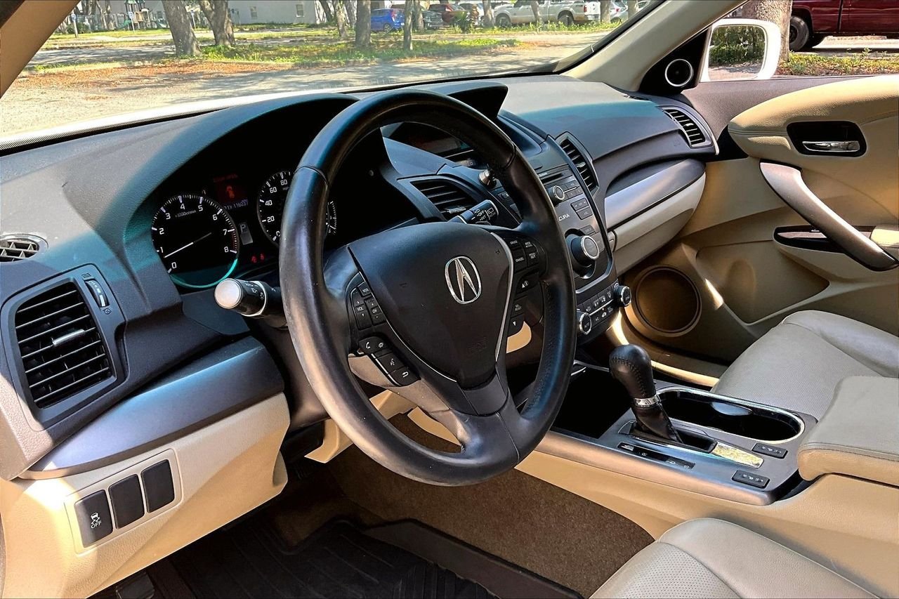 Used 2015  Acura Base image 14