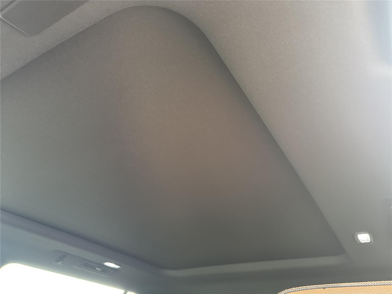2026 Chevrolet Suburban High Country - Photo 33