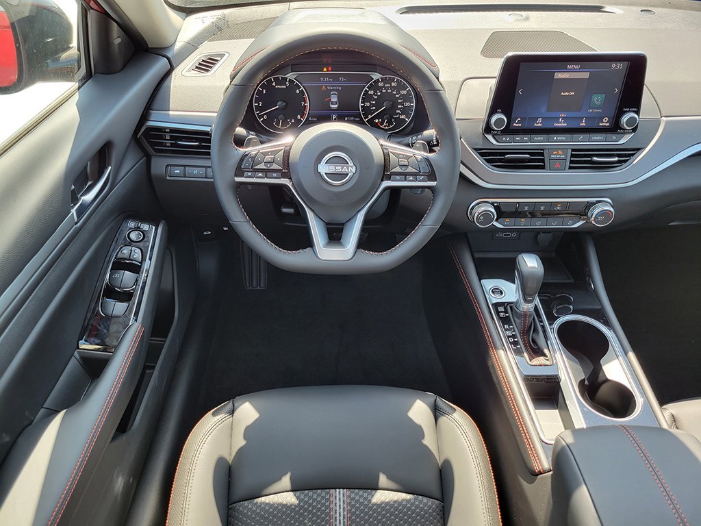 New 2026 Pearl White Tricoat Nissan SR image 17