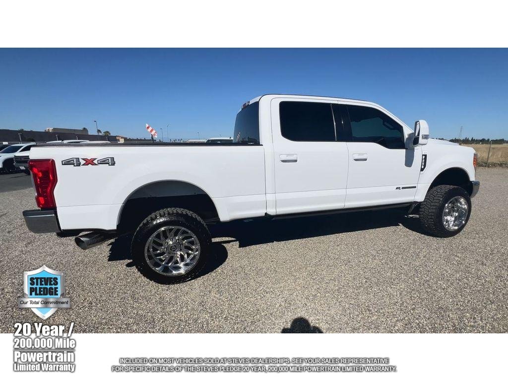 Used 2017 White Ford XLT image 2