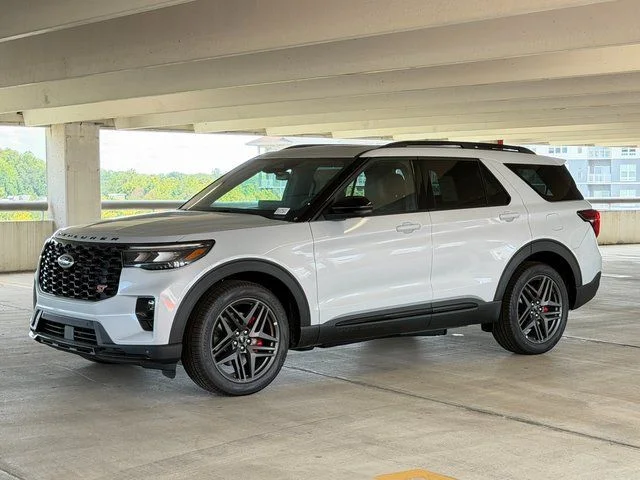 New 2026 Space White Metallic Ford ST image 2