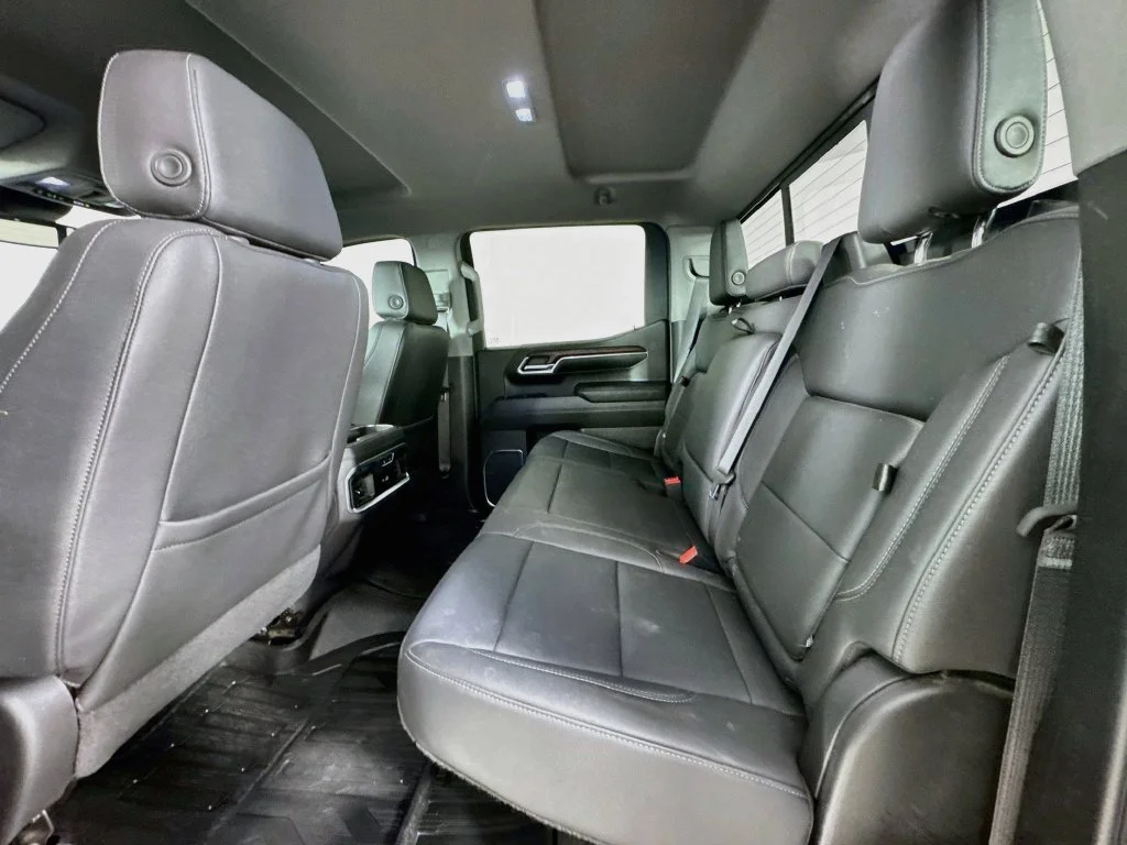 Used 2024 Downpour Metallic GMC SLT image 30