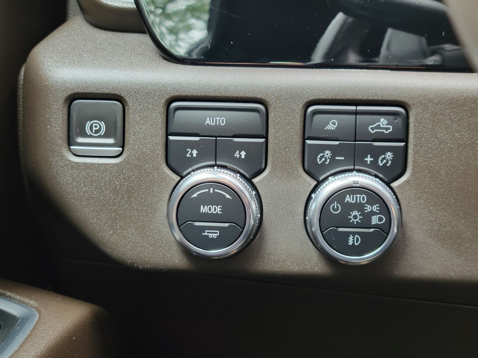 Used 2022 Red GMC SLT image 15