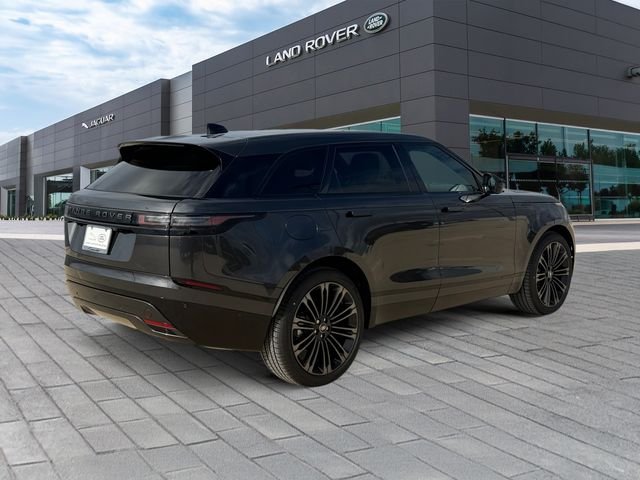 New 2026 Carpathian Grey Land Rover P250 Base image 5