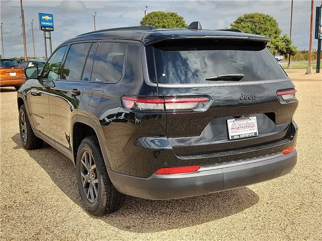 New 2027 PX8 High Gloss Jeep L LAREDO ALTITUDE 4X2 image 3