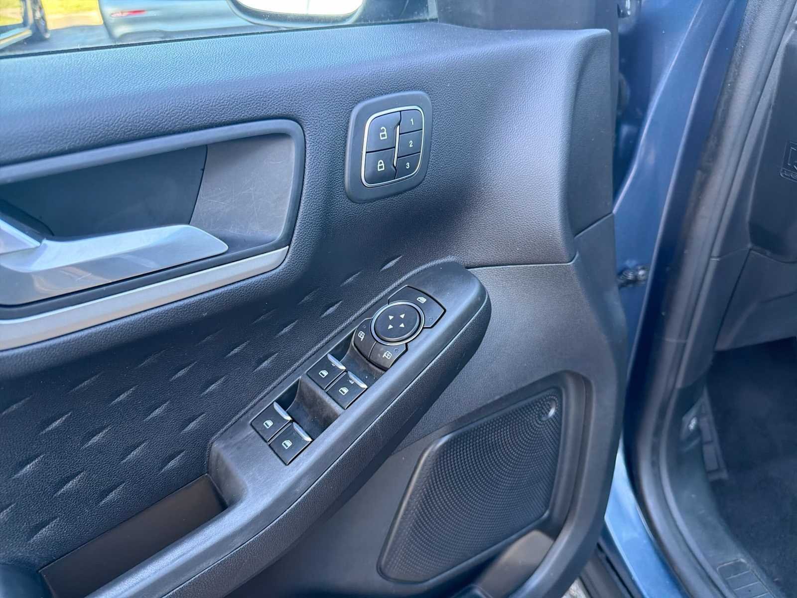 Used 2020 Blue Metallic Ford SEL image 22