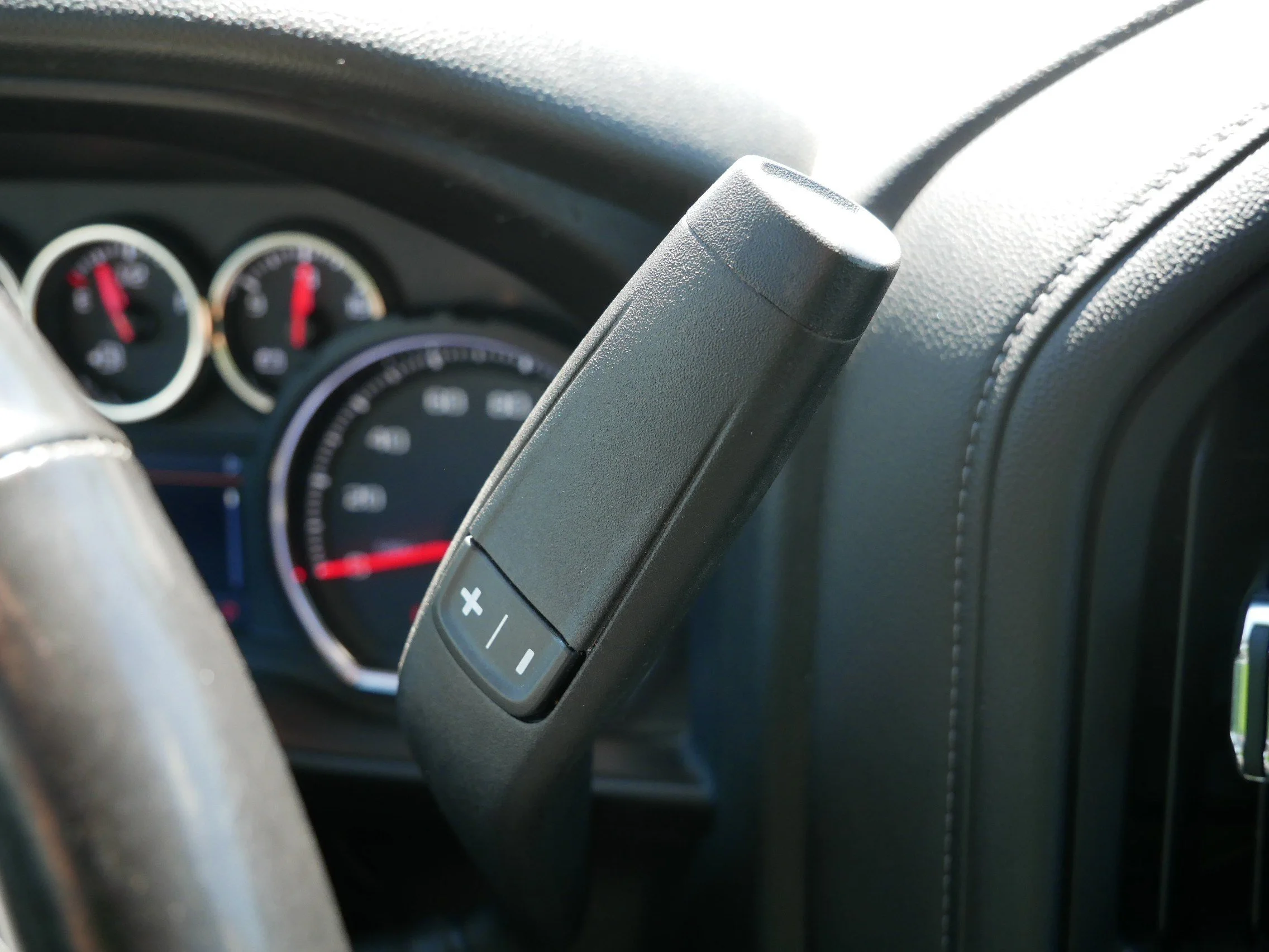 Used 2019 Summit White Chevrolet LT image 24