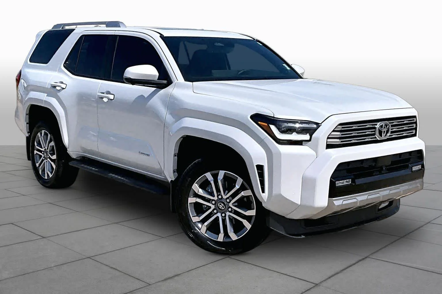 Used 2026 Wind Chill Pearl Toyota Limited image 3
