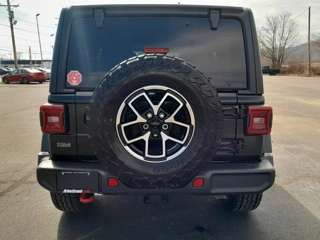 Used 2024 Black Jeep Rubicon image 6