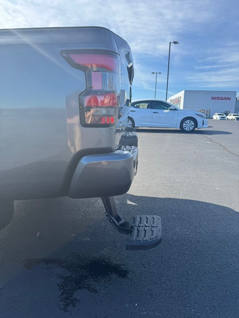 2026 Nissan Frontier SV - Photo 10
