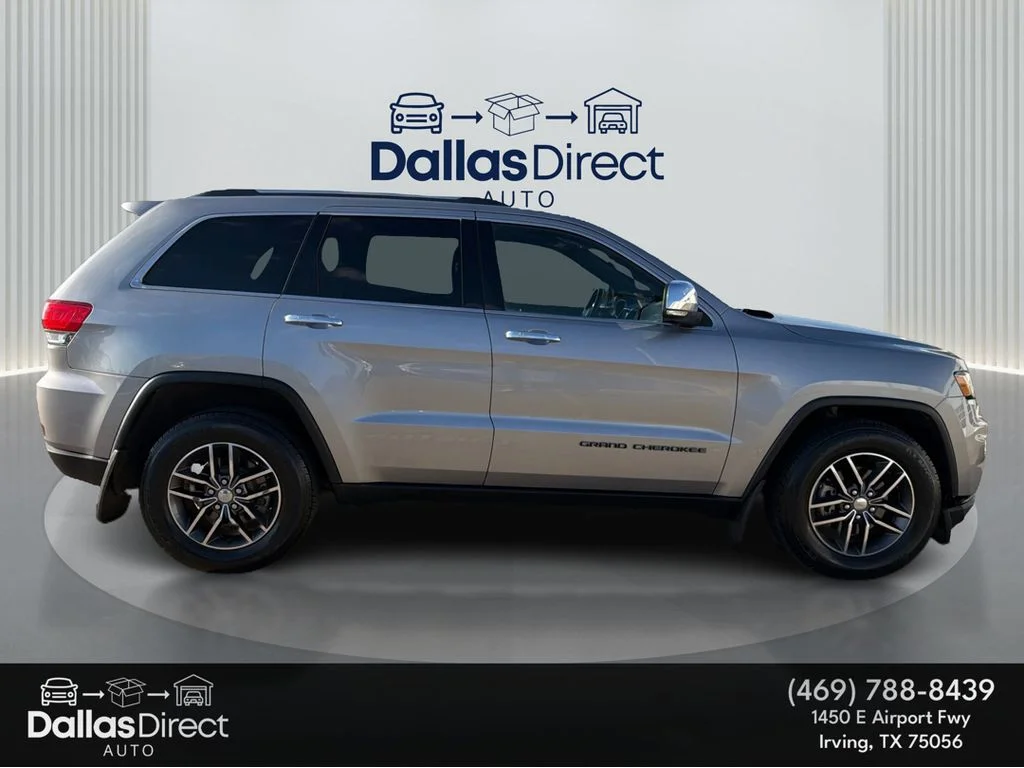 Used 2017 Billet Silver Metallic Clearcoat Jeep Limited image 5
