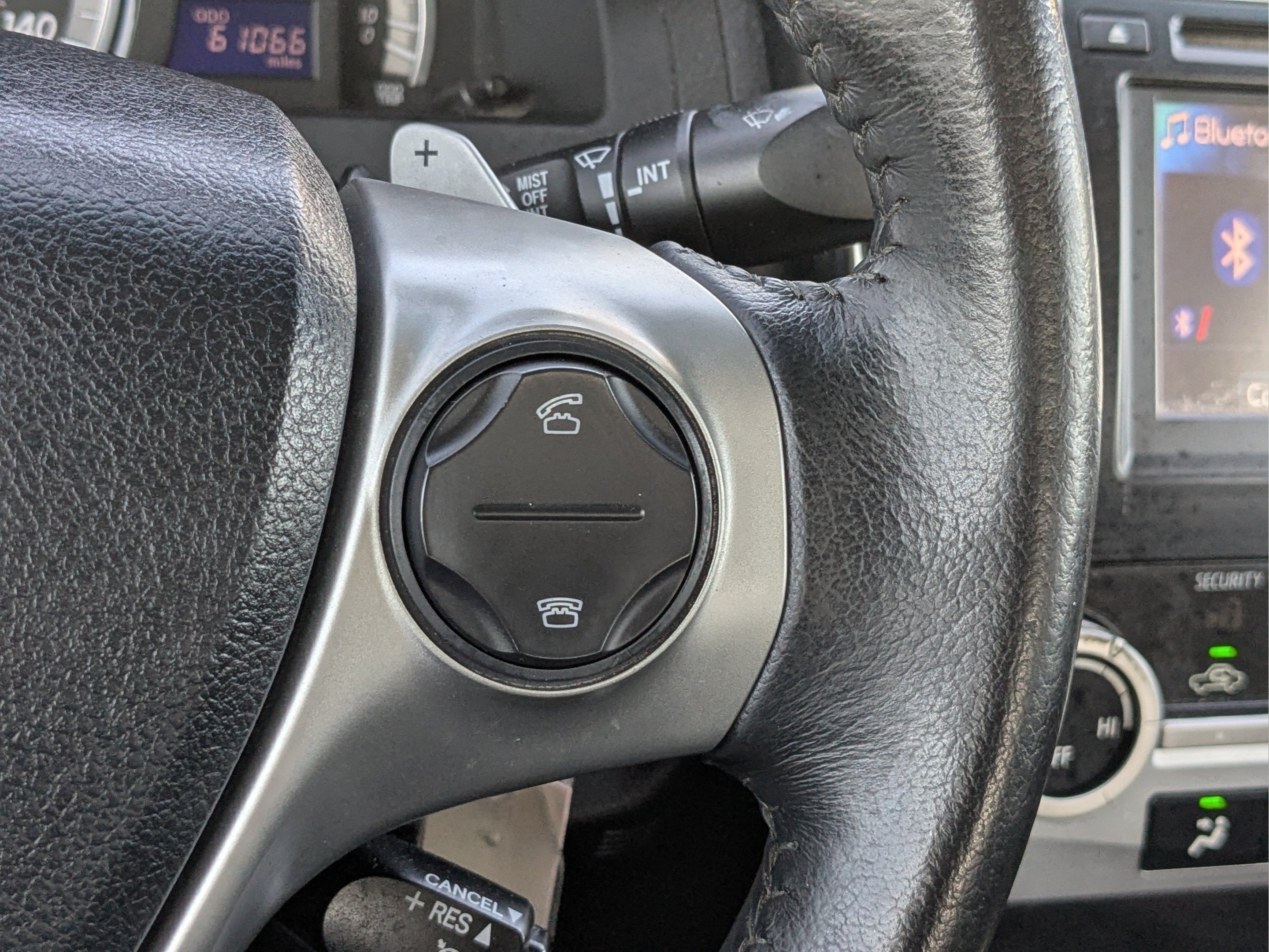2014 Toyota Camry SE - Photo 24