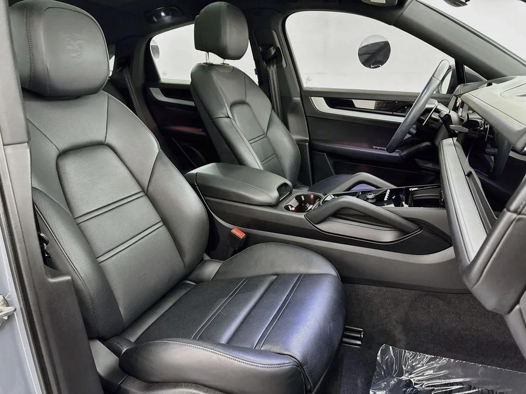 Used 2024 Blue Porsche Base image 29