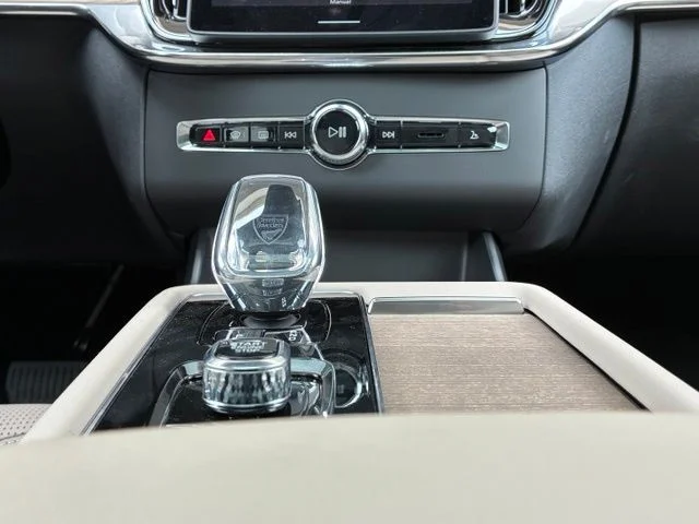 New 2026 Onyx Black Volvo Ultra image 15