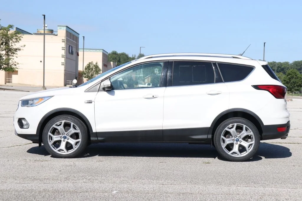 Certified Used 2019 White Platinum Clearcoat Metallic Ford Titanium image 6