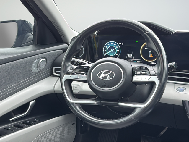 Used 2023 Black Hyundai Limited image 38