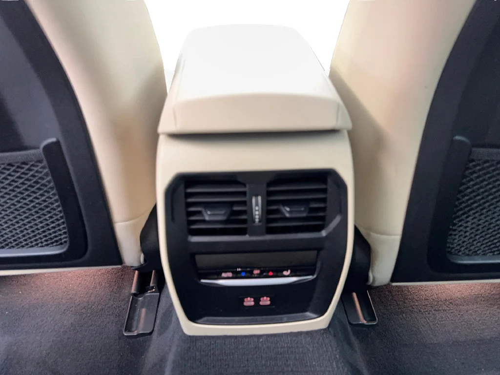 Used 2024 White BMW eDrive35 image 74