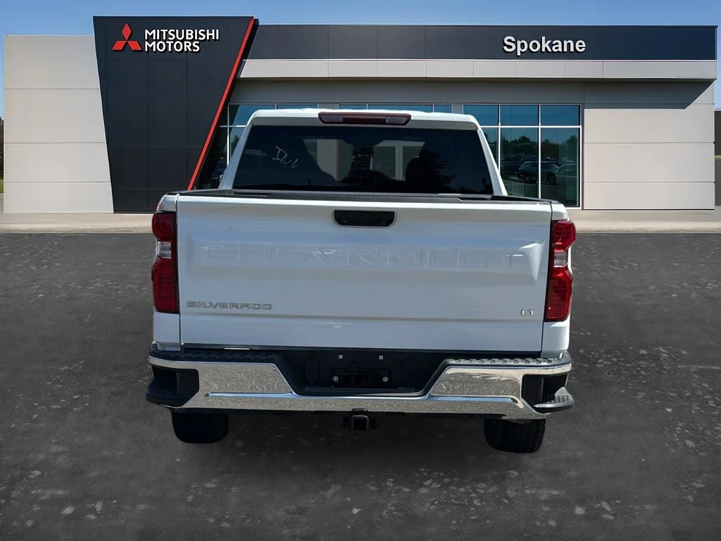 Used 2023 Summit White Chevrolet LT image 6
