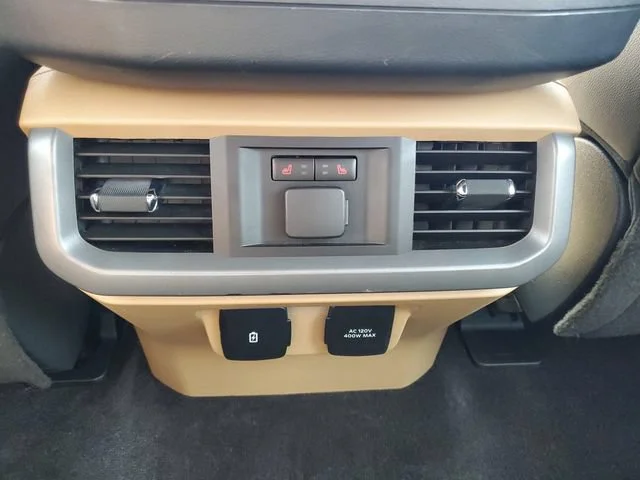 Used 2021 White Ford Lariat image 26