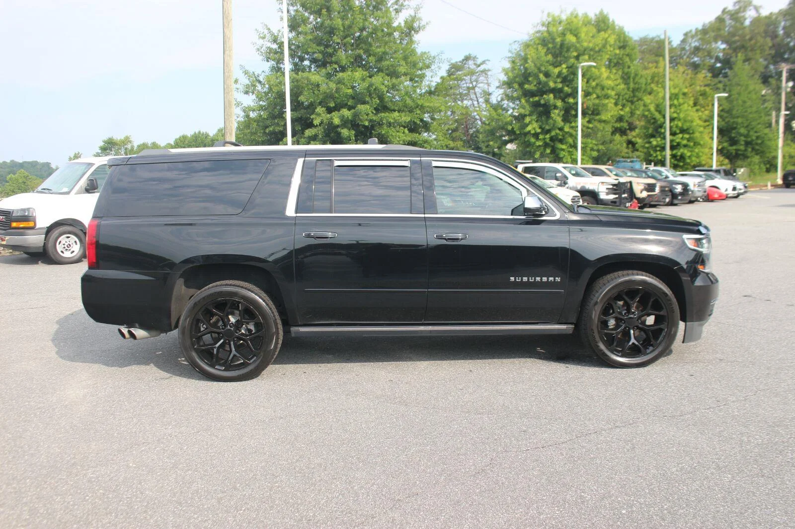 Used 2020 BLACK Chevrolet Premier image 9