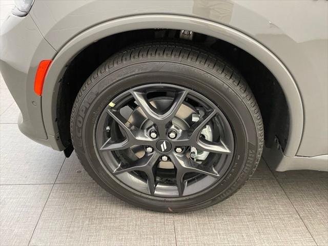 New 2026 Destroyer Gray Clear-Coat Exterior Paint Dodge GT PLUS image 8