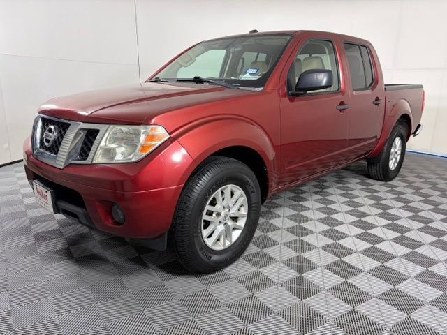 Used 2018 Red Nissan SV image 3