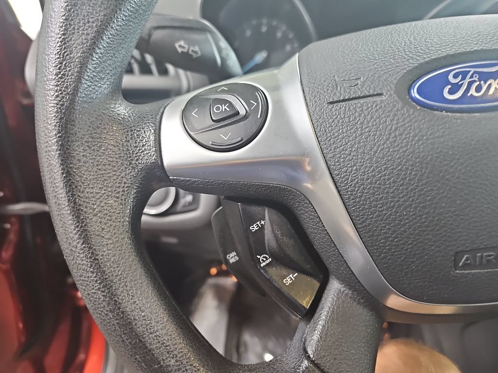 Used 2015 White Ford SE image 21