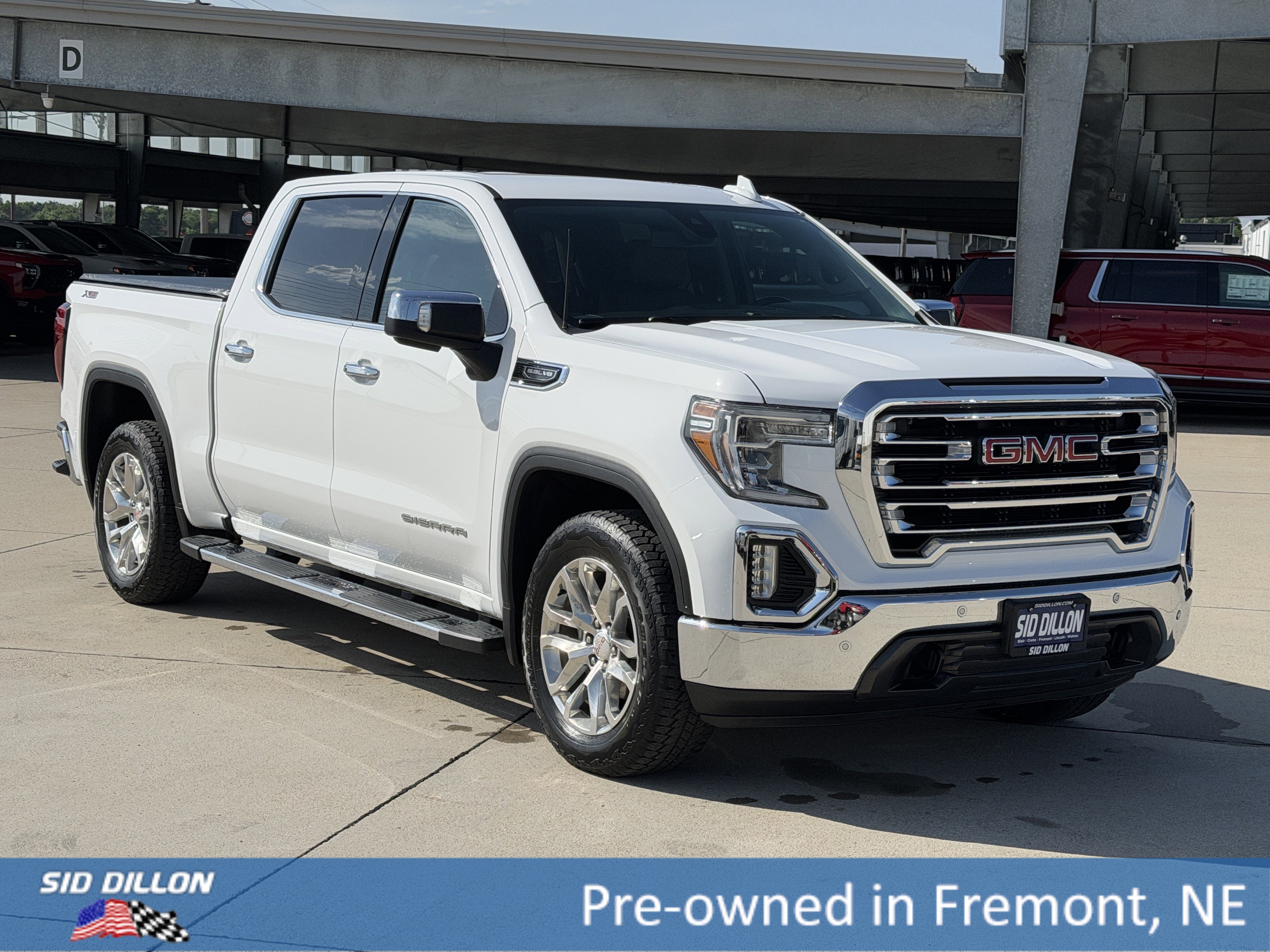 Used 2019 SUMMIT WHITE GMC SLT image 2