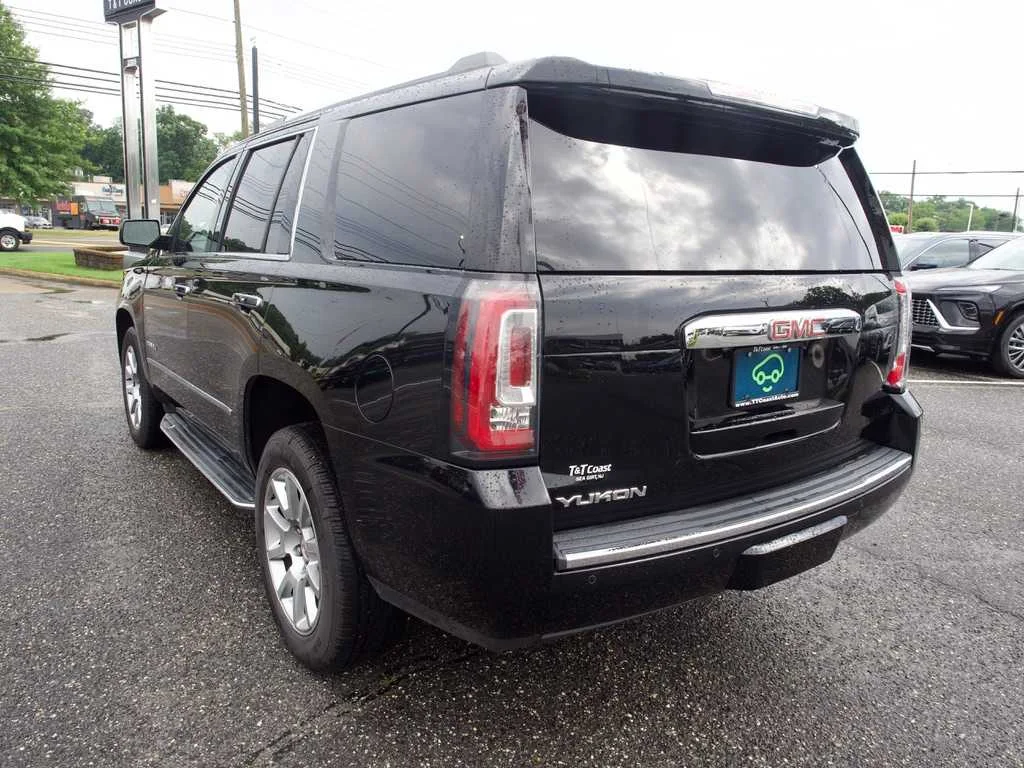 Certified Used 2019 ONYX BLACK GMC Denali image 8