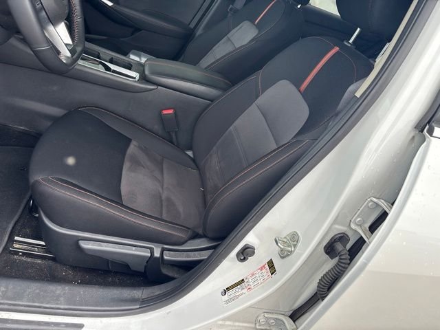 Used 2024 White Nissan SR image 15