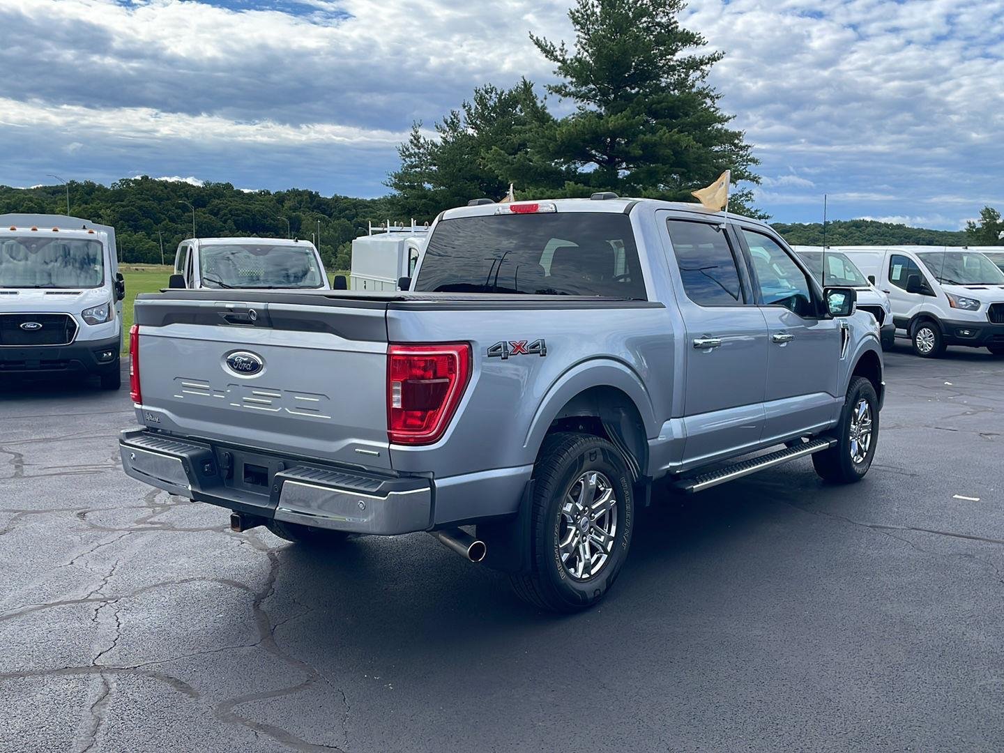 Certified Used 2022 Iconic Silver Ford XLT image 5