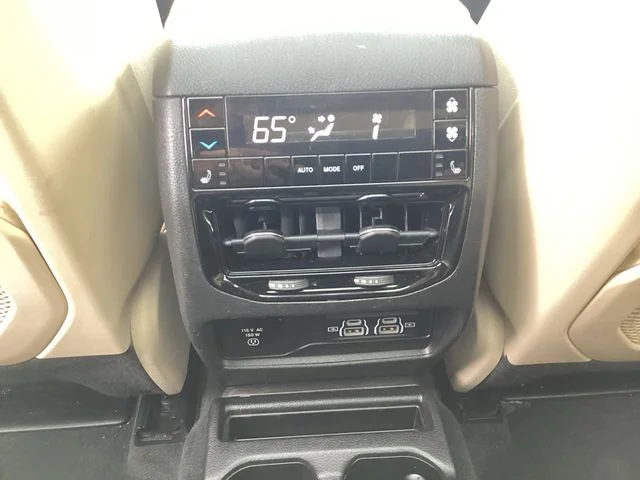 Used 2022 Gray Metallic Jeep Limited image 20