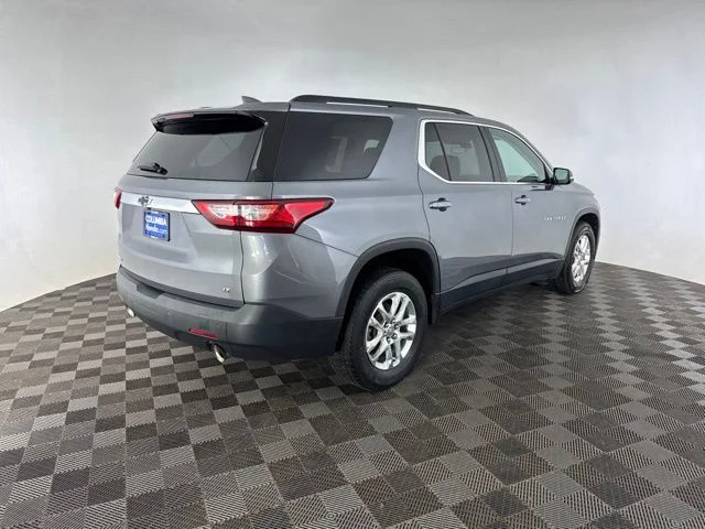 Used 2019 Gray Chevrolet 3LT image 6