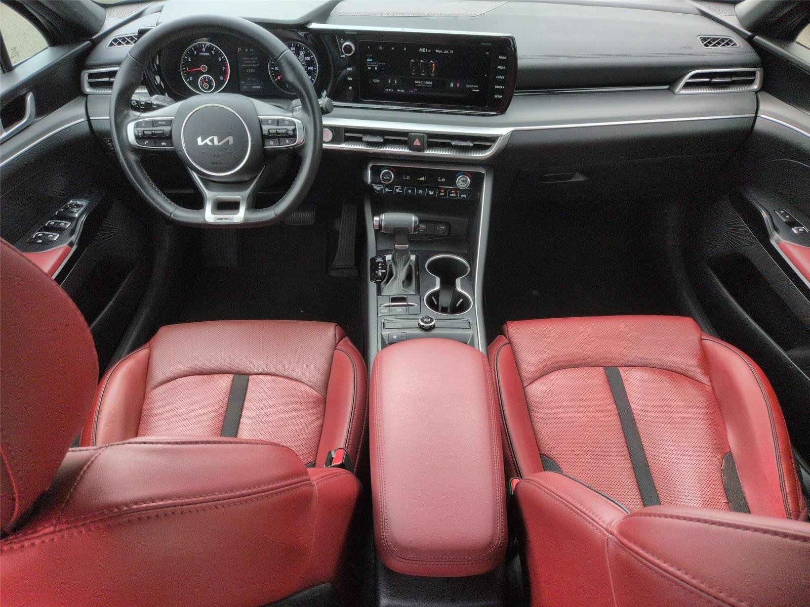 Used 2023 Ebony Black Kia GT-Line image 33
