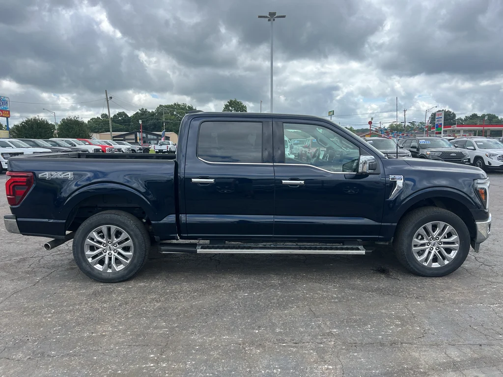 Used 2024 Antimatter Blue Metallic Ford LARIAT image 4