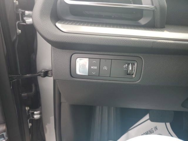 2025 Chevrolet Traverse LT - Photo 23