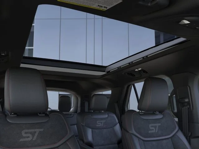 New 2026 Star White Metallic Tri-Coat Ford ST image 22