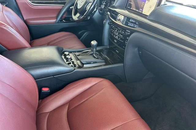 Used 2016 Silver Lexus 570 image 20